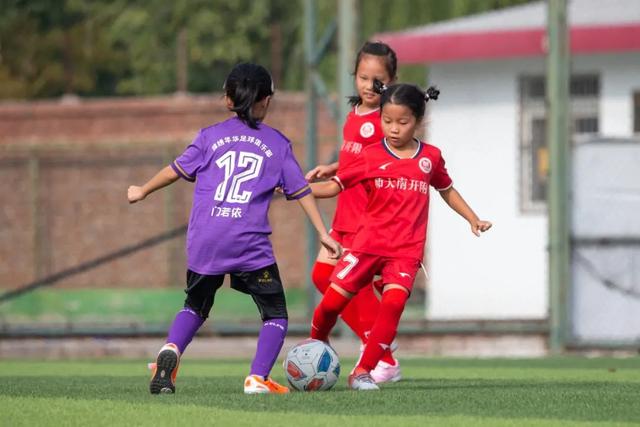 巴萨提出听证会申请 确保奥尔莫和维克托1月注册